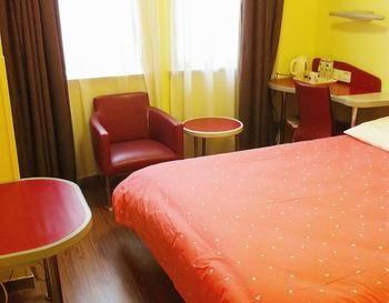Home Inn Linzi Bus Station Qingzhou Екстер'єр фото